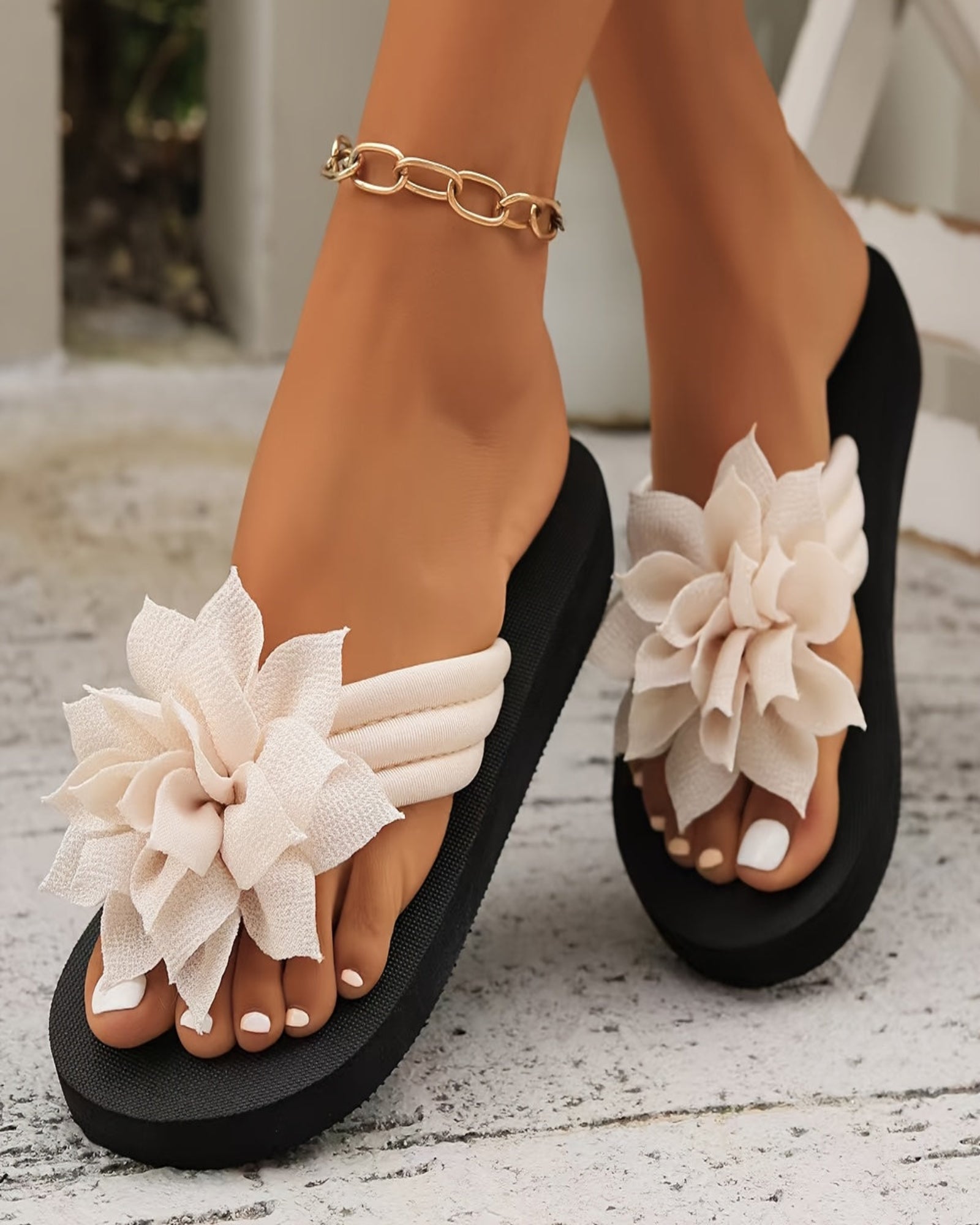 Emily – Stylish Bohemian Floral Open Toe Flip Flops - Slipper Sandals - Boho Style