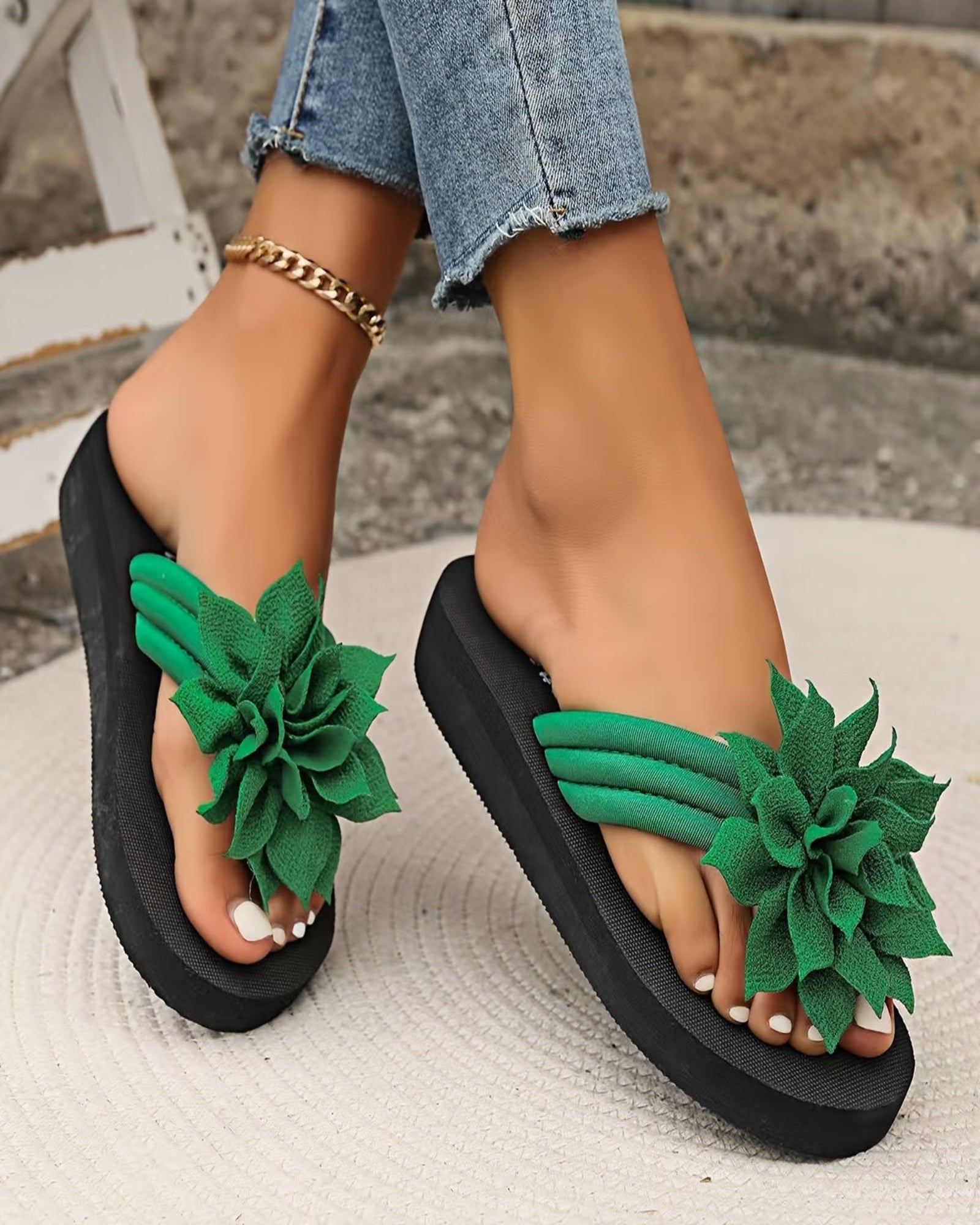 Emily – Stylish Bohemian Floral Open Toe Flip Flops - Slipper Sandals - Boho Style