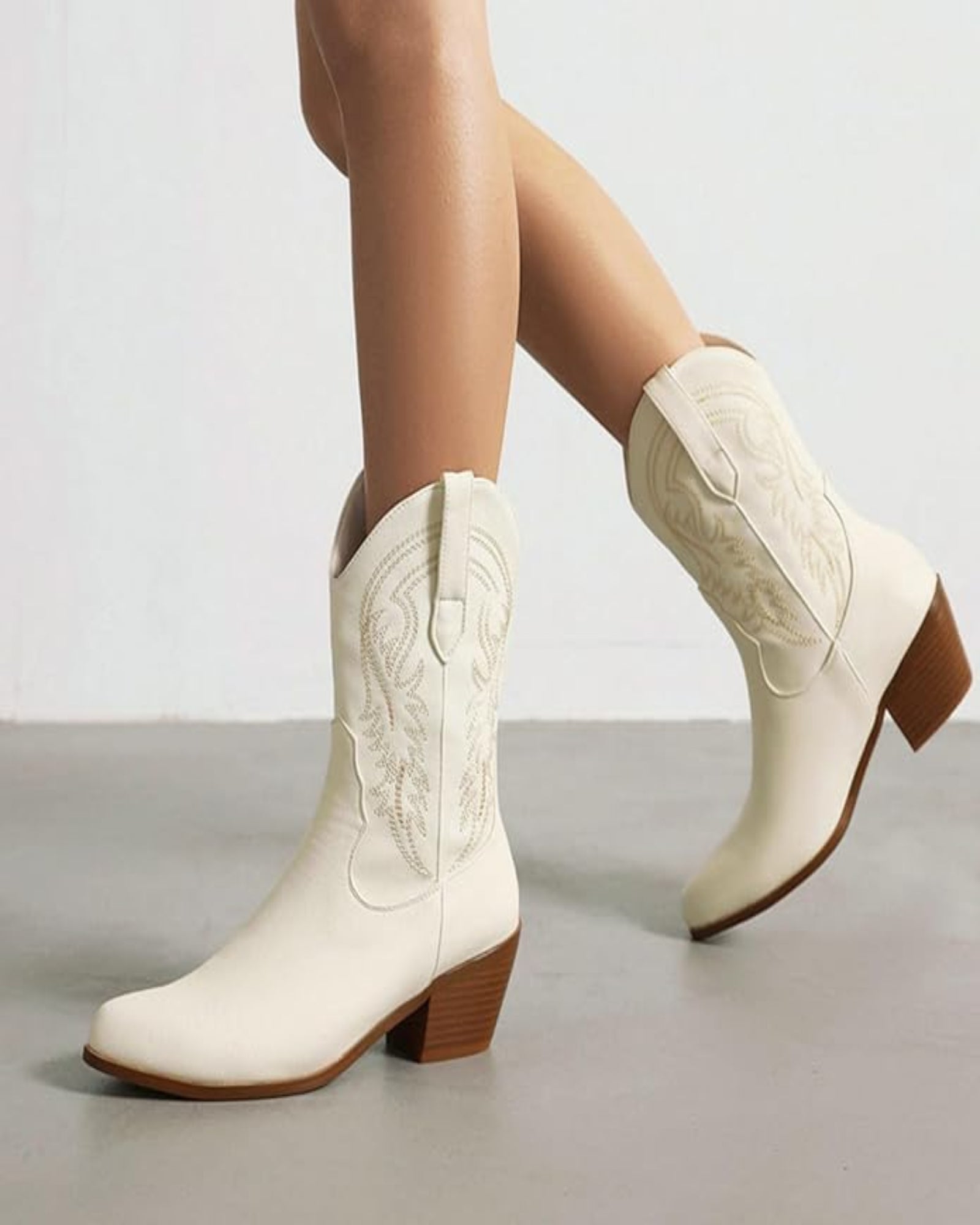 Everly – Chic Embroidered Boho Ankle Boots with Mid Heels - Boots - Boho Style