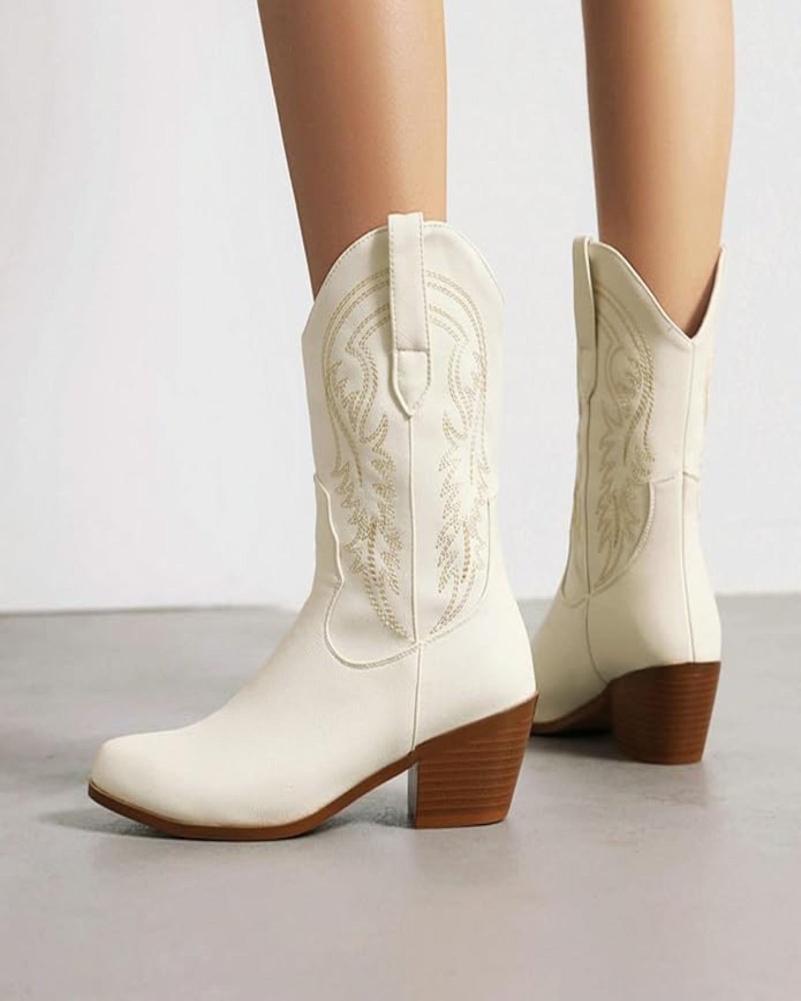 Everly – Chic Embroidered Boho Ankle Boots with Mid Heels - Boots - Boho Style