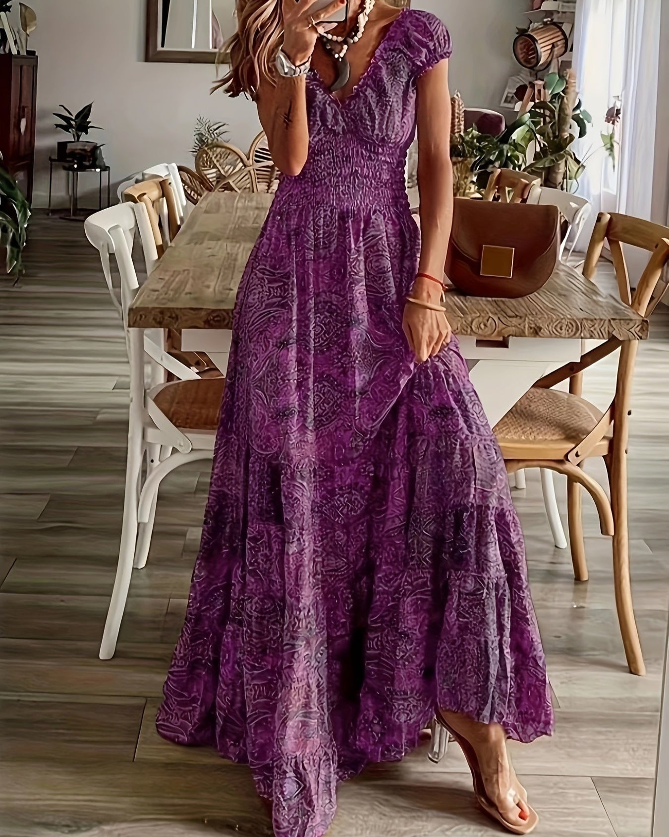 Laura – Chic Floral Maxi Dress with Cinched Waist